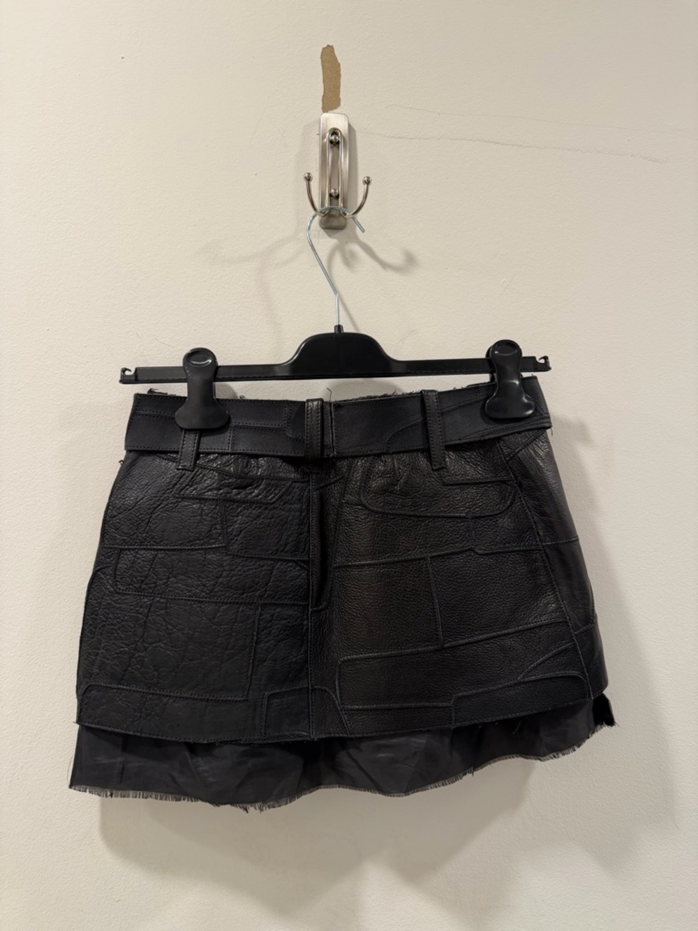 Leather Mini Skirt Black With Belt Understated - Picture 5 of 6